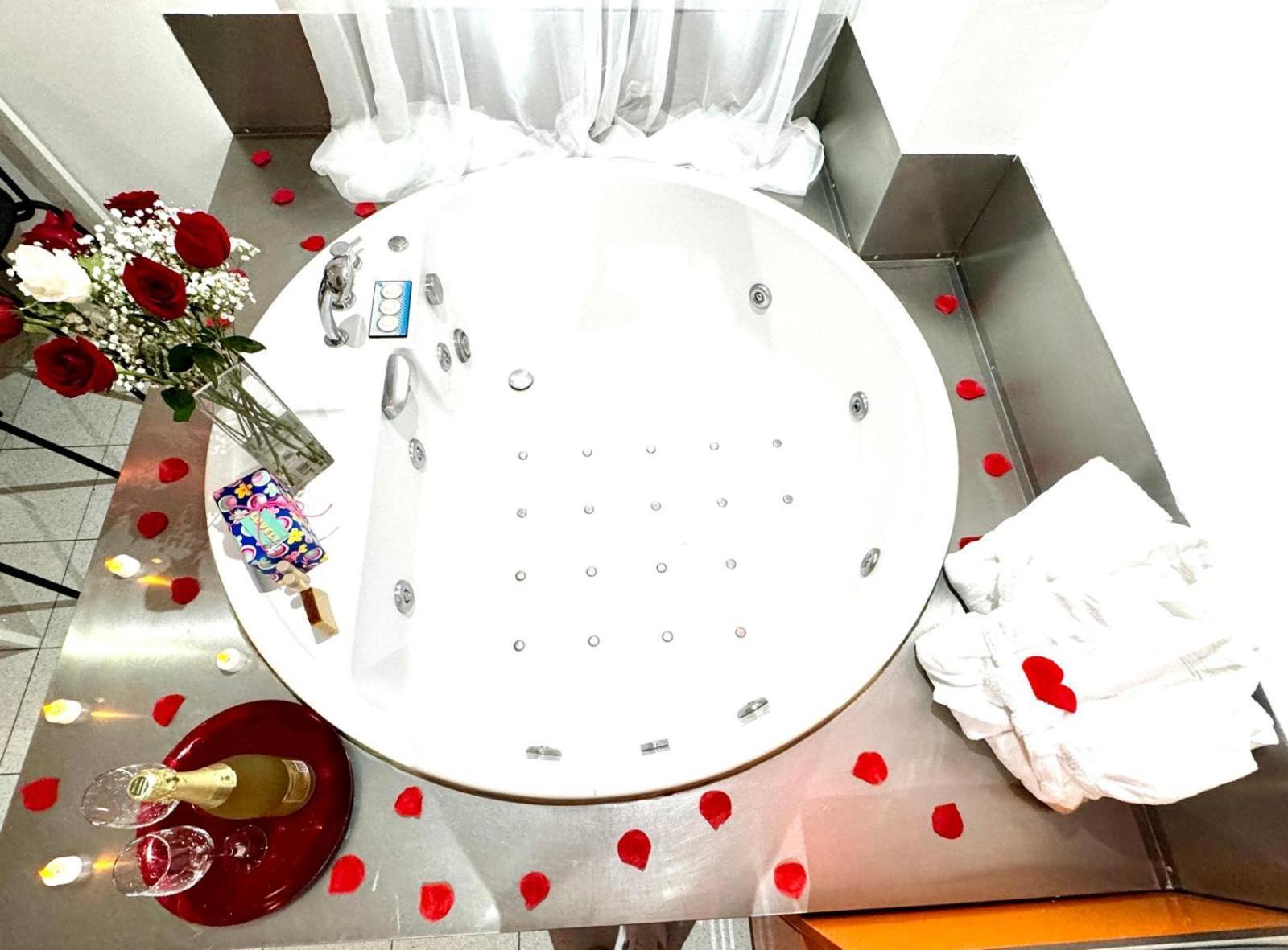 Oshun Neo Appartement Madrid Buitenkant foto